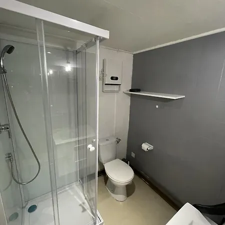 Studio Perigueux アパート